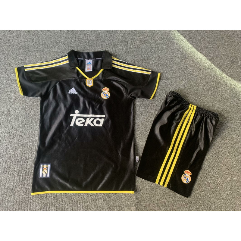 RM Retro KIT NIÑO Visitante 99-00