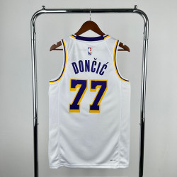 NBA Lakers DONCIC 77