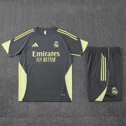Kit Entrenamiento RM Gris Verde 2025