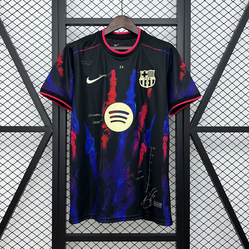 Barcelona Especial Concept 25-26