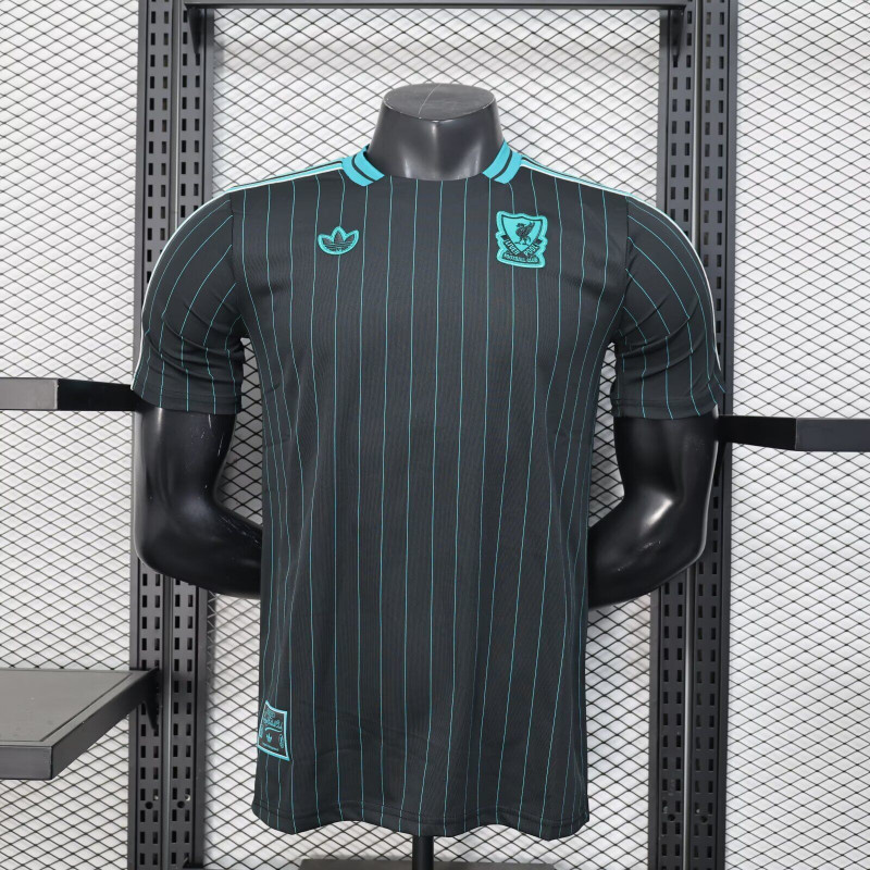 Liverpool Icon Negra 25-26