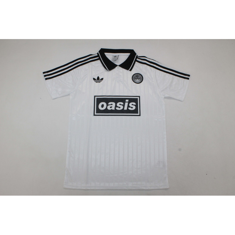 AD X Oasis Blanca Negra 2025