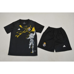 RM KIT NIÑO Marvel Negro 25-26