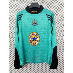 Newcastle Retro Manga Larga...