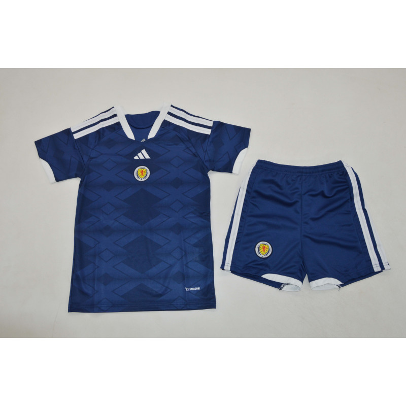 Escocia KIT NIÑO Local 2026