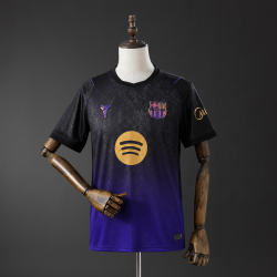 Barcelona Visitante 26-27