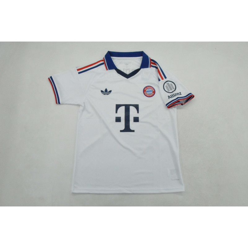 Bayern Munich Visitante 26-27