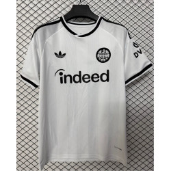Eintracht Frankfurt Visitante 26-27