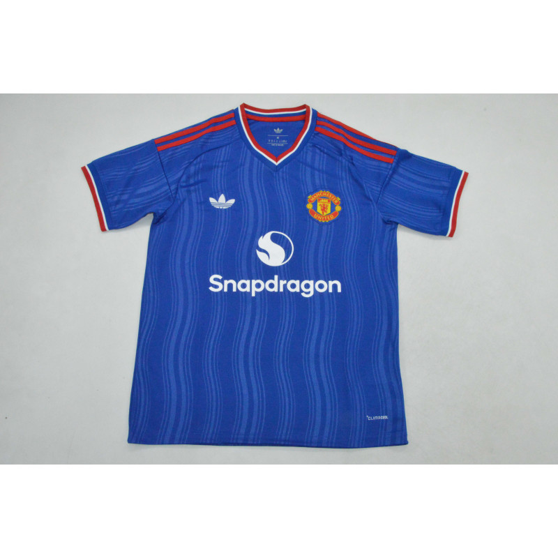 Manchester United Visitante 26-27