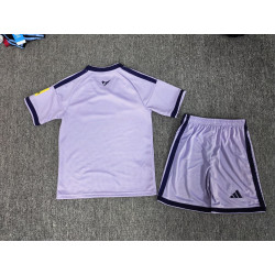 Newcastle Kit Niño Tercera 26-27