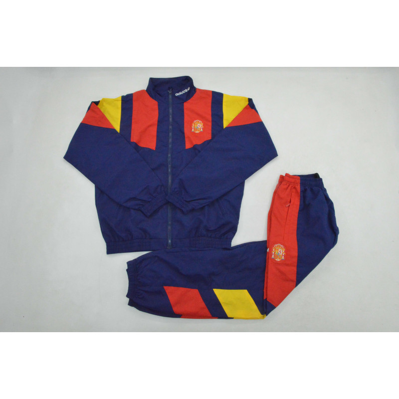 España Chandal Cortavientos EQT 2026