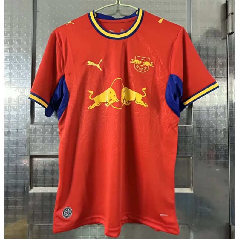 RB Leipzig Visitante 26-27