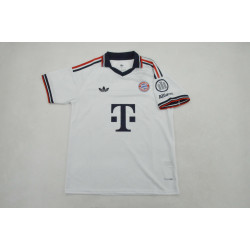 Bayern Munich Visitante 26-27