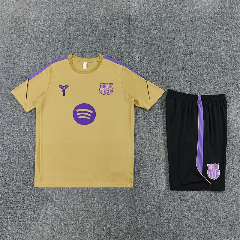 Kit Entrenamiento Barcelona Amarillo 26-27
