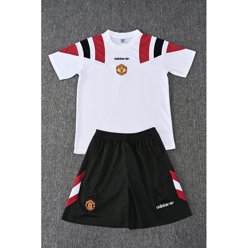 Kit Entrenamiento Manchester United Retro Blanco 26-27