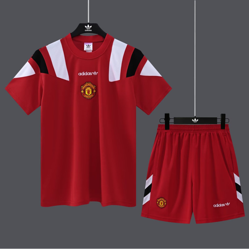 Kit Entrenamiento Manchester United Retro Rojo 26-27
