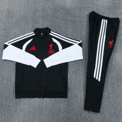 Liverpool Chandal Negro Blanco 26-27