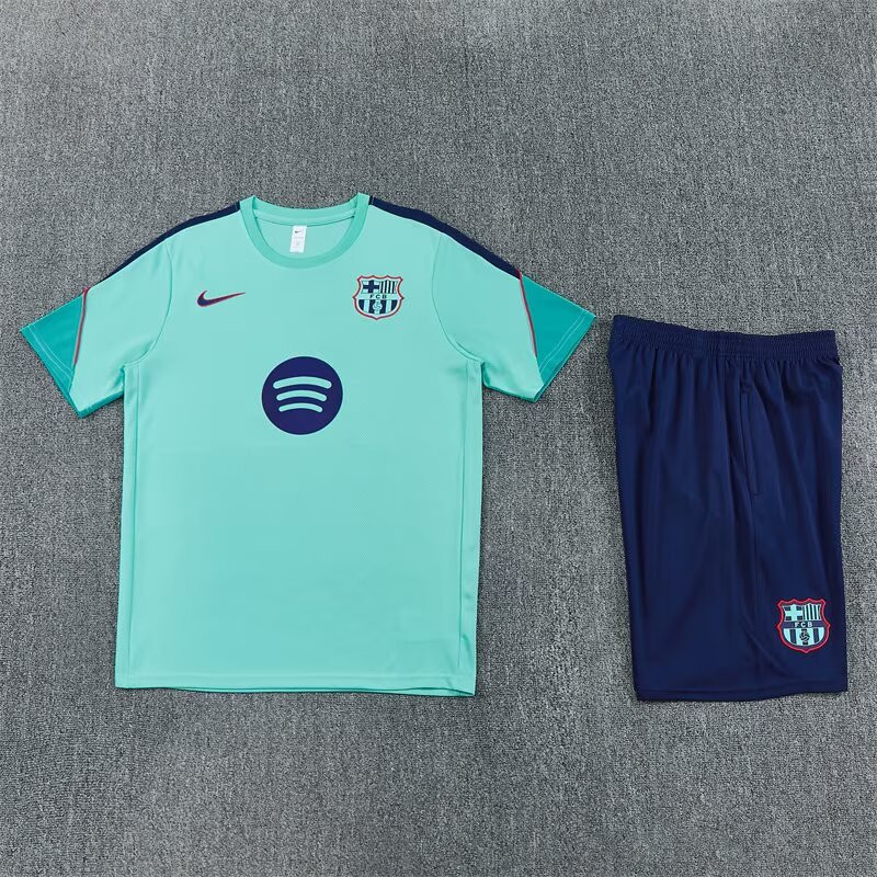 Kit Entrenamiento Barcelona Verde 26-27